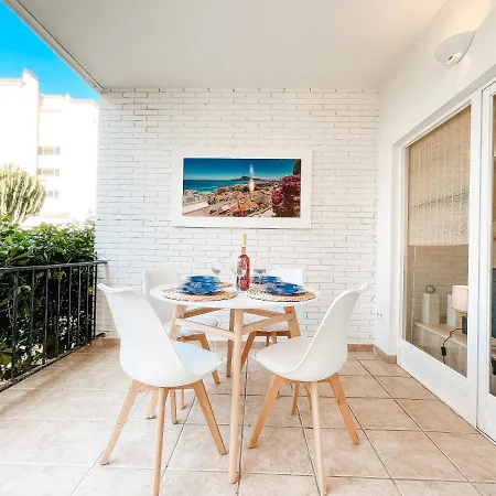 A Un Paso De La Playa Con Piscina Privada אלביר