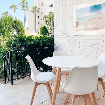 דירה A Un Paso De La Playa Con Piscina Privada *