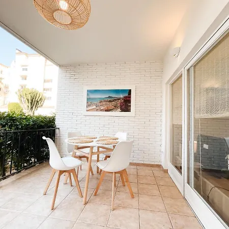 A Un Paso De La Playa Con Piscina Privada אלביר