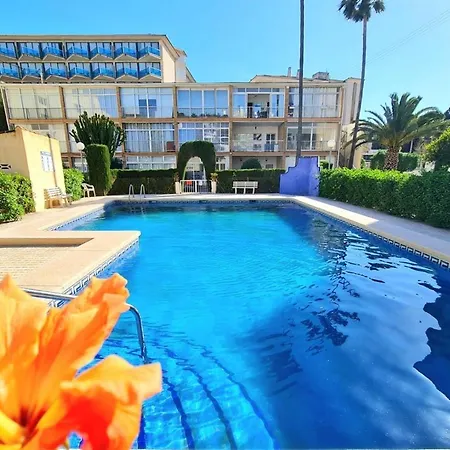 A Un Paso De La Playa Con Piscina Privada Apartment