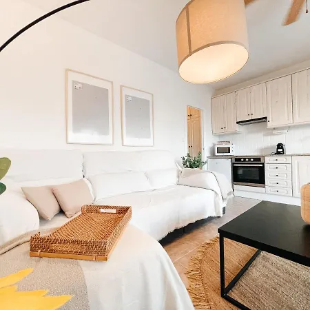 A Un Paso De La Playa Con Piscina Privada Apartment
