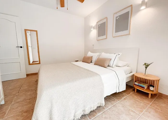 A Un Paso De La Playa Con Piscina Privada Apartman *