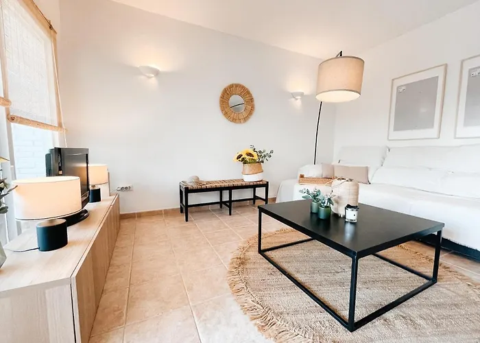 A Un Paso De La Playa Con Piscina Privada
